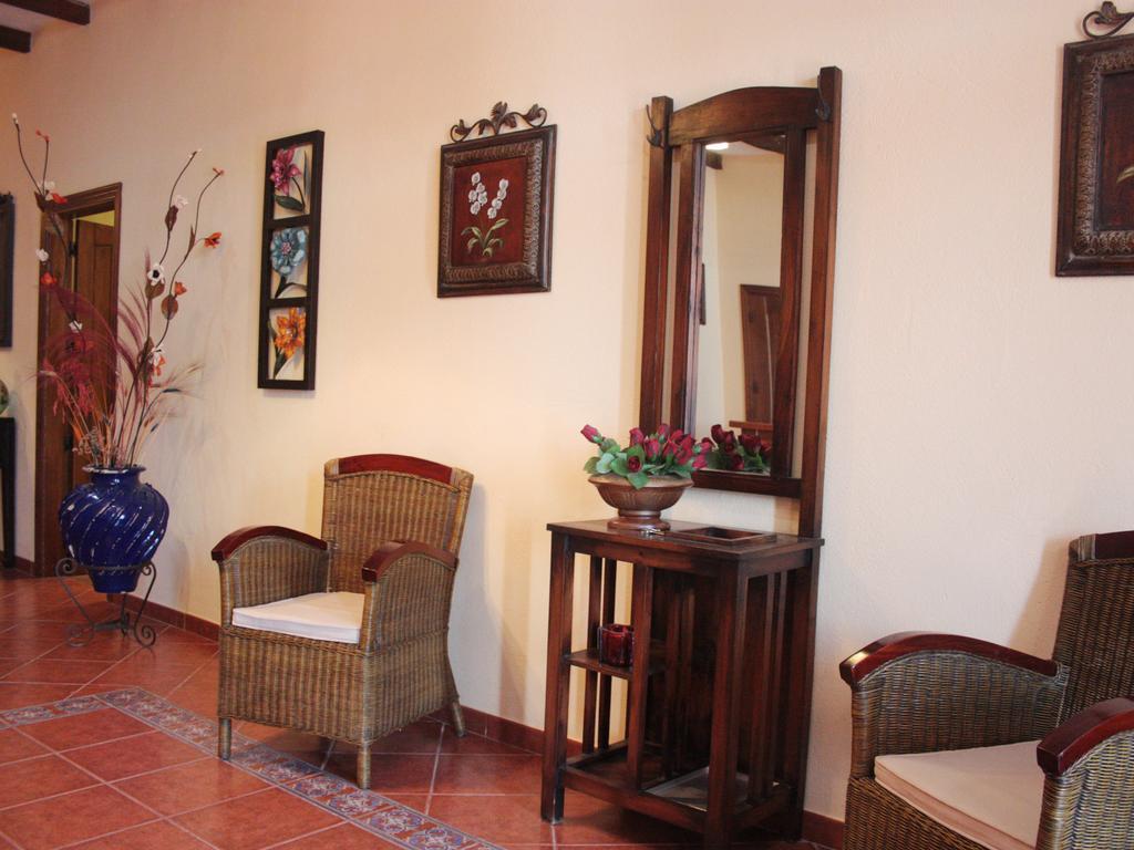 Apartamentos Trinidad Alange Buitenkant foto