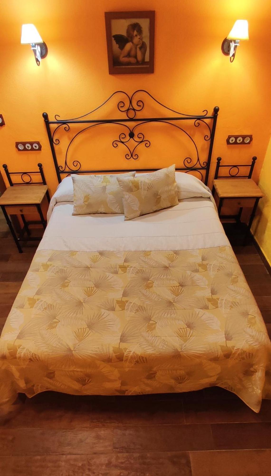 Apartamentos Trinidad Alange Buitenkant foto